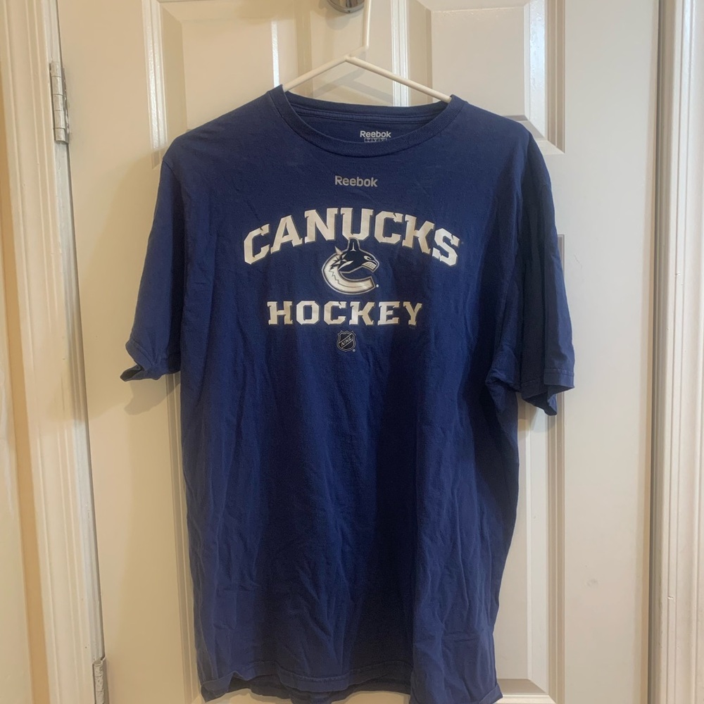 Reebok Vancouver Canucks Navy Blue T-Shirt (Large)